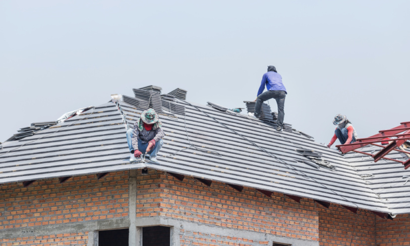 How to Choose the Right Roofing Contractors?
